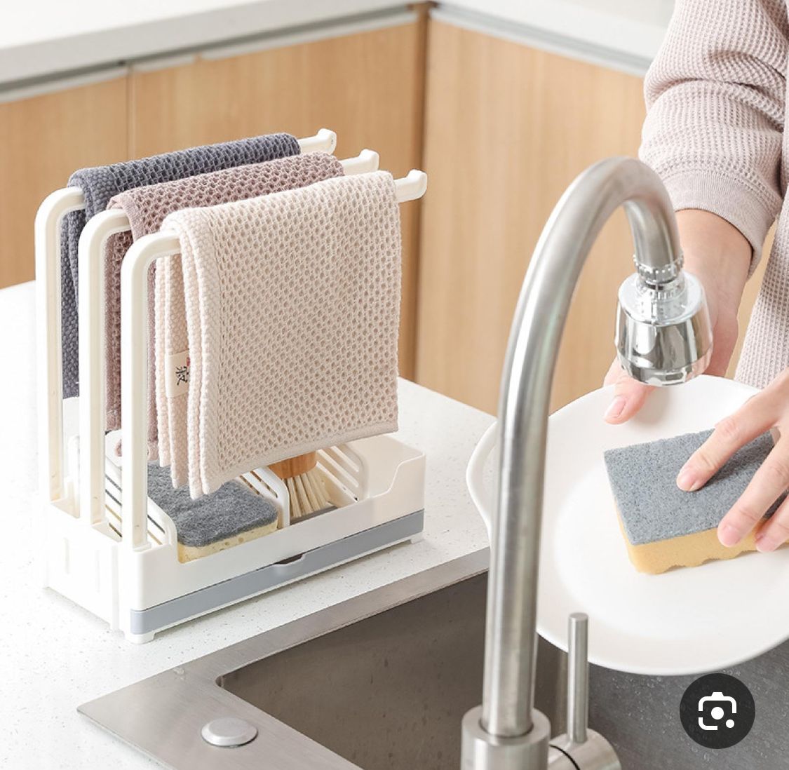 מדף אחסון עם מתלה ומגש ניקוז